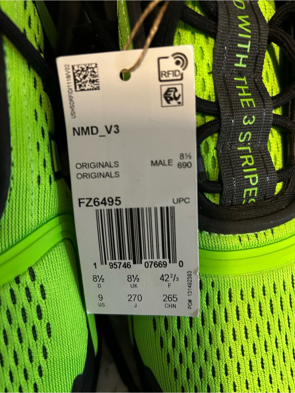 Adidas Brand New Green Mens NMD V3, FZ6495 Running Sneakers,W/Black Accents,Sz 9 - Picture 2 of 11
